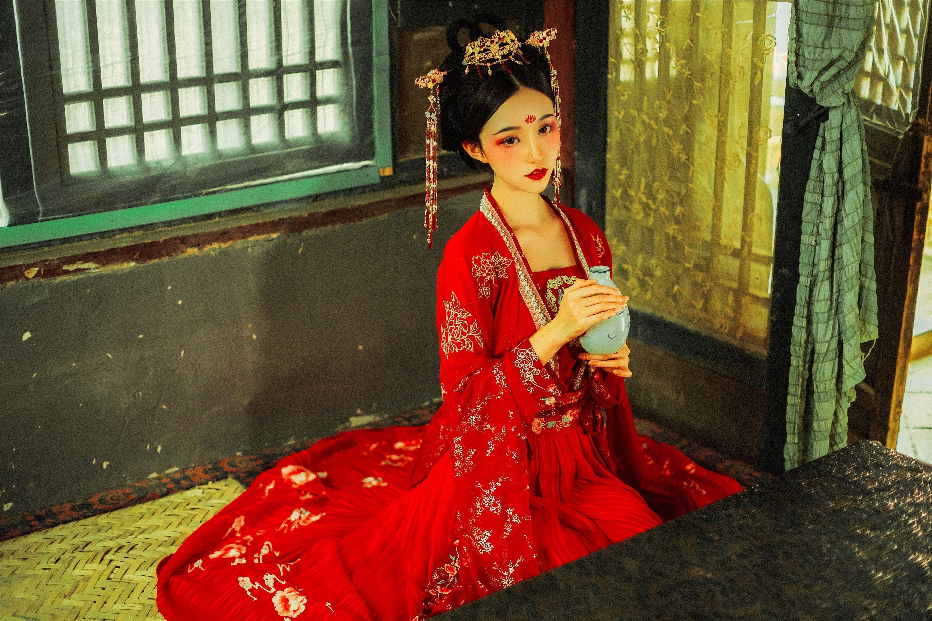 YITUYU艺图语 2021.08.23 梦千年 沧霁桔梗